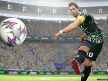 KONAMI'den milyarlık kutlama: Ronaldinho ve klasik Master League karakterleri geri döndü