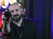 Küpe şeklinde kulaklık trendine bütçe dostu bir seçenek | ttec AirBeat Aura inceleme