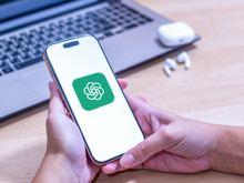 Siri ve ChatGPT ortaklığında gizli savaş: OpenAI mahkeme kapısında