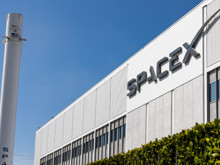 Tarihin en büyük halka arzı: SpaceX 75 milyar dolarla piyasaya çıktı