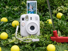 Fujifilm yeni anlık fotoğraf makinesi instax mini 13 modelini duyurdu
