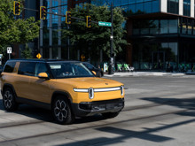 Otonom sürüş sözü havada kaldı: Rivian sürücüleri markayı dava ediyor