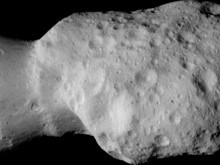 NASA, milyarlarca yıllık asteroid üzerinde sıvı su izi buldu
