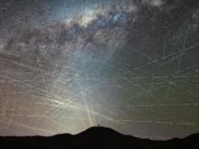 Astronomlar uyarıyor: Gökyüzü artık eskisi gibi karanlık kalmayacak