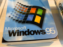 Windows 95 kutusundaki bebek hologramı, nasıl krize sebep oldu?