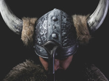 Vikingler’in ikonik miğferleri, aslında hiç olmadı mı?