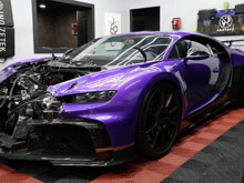 Bugatti'nin bile onarmadığı Chiron'u YouTuber hayata döndürdü