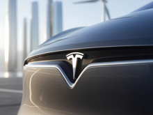 Tesla Model 3'ler otoyolda aniden durdu, sürücüler hayatını kaybetti