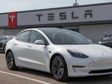 Fransa Tesla’ya kapıyı kapatmıştı: Şimdi iki FSD’li araç yollarda