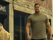 Reacher için karar beklenenden erken geldi: Amazon 6. sezonu onayladı