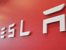 Tesla 486 bin otomobil teslim etti ama geçen yılın rekorunu geçemedi