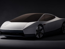 Tesla Roadster’ın bagajında 200 litrelik tank var: Hızlanmaya altı saniyelik destek