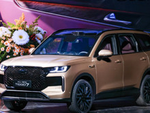 505 litrelik bagaj ve masajlı koltuklar: Yeni Chery TIGGO 7 tanıtıldı