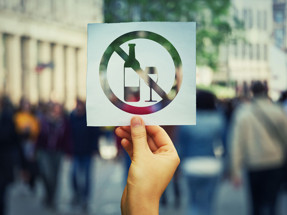 Kadehler rafa kalktı: Alkol tüketimi son 90 yılın en düşük seviyesinde