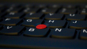 Lenovo ThinkPad’daki kırmızı nokta ne işe yarıyor?