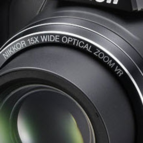 nikon nikkor 15x wide optical zoom vr