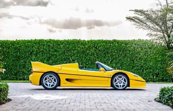 Sadece iki tane var: 1995 model Sarı Ferrari F50, Dünya’nın en pahalı Ferrari’si oldu - Resim: 3