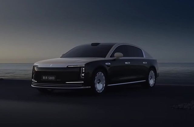 Huawei'den Ultra Lüks atak: Maextro S800, Maybach ve Rolls-Royce'a Meydan Okuyor!… İşte teknik özellikleri ve fiyatı