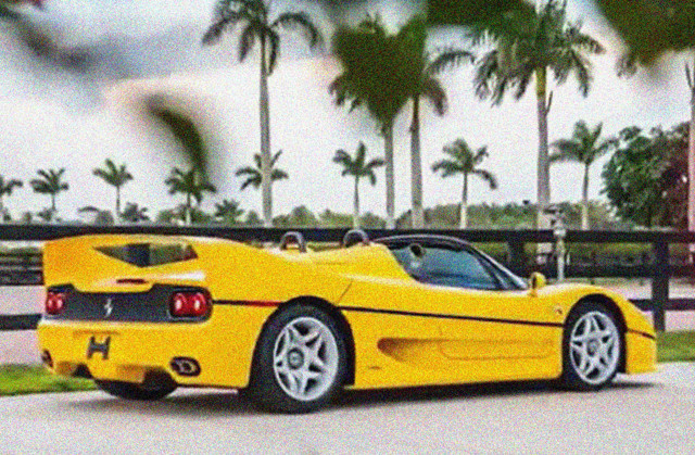 Sadece iki tane var: 1995 model Sarı Ferrari F50, Dünya’nın en pahalı Ferrari’si oldu