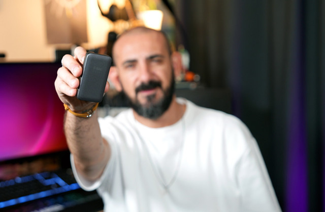 Seyahatlerde priz arama derdine son! Dünya'nın farklı kıtalarında aynı güç sunan adaptörü inceledik: ttec SmartCharger Trio GaN 65W