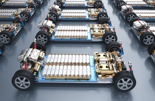 Elektrikli araçların menzil sorununu çözecek teknoloji: Katı hal pili nedir?