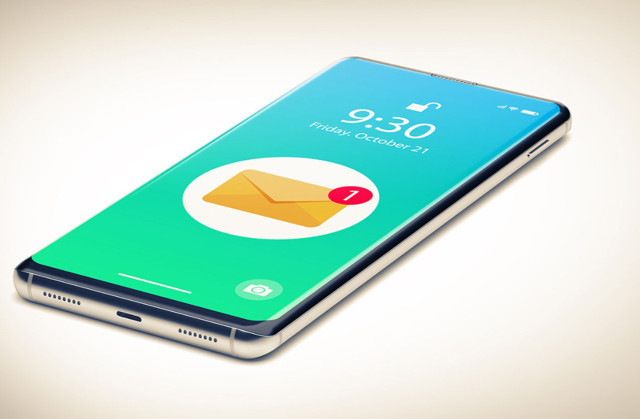 Hepimiz yapıyoruz: Telefonunu masaya koyarken yaptığımız küçük ama önemli hata