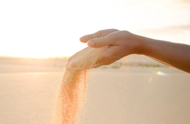 Uzaydan gelen gizli mesajlar kum tanelerinde ortaya çıktı