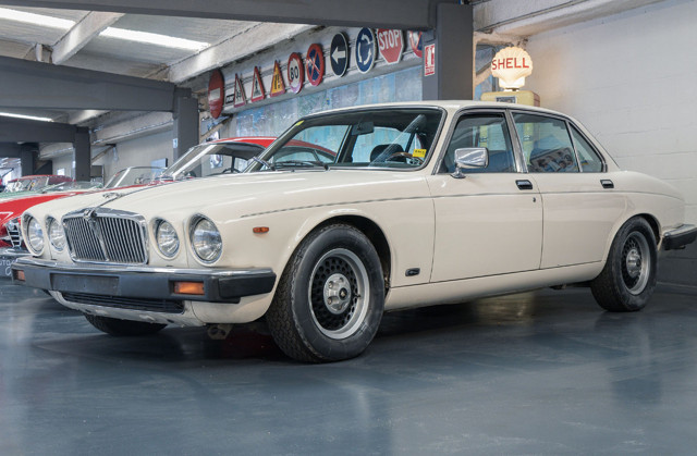 80'li yılların müzik kliplerinde boy gösteren en havalı 5 otomobil