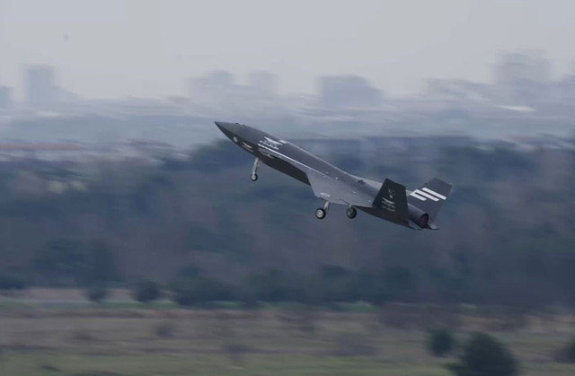 Milli insansız savaş uçağından heyecanlandıran haber: Kızılelma için geri sayım hızlandı