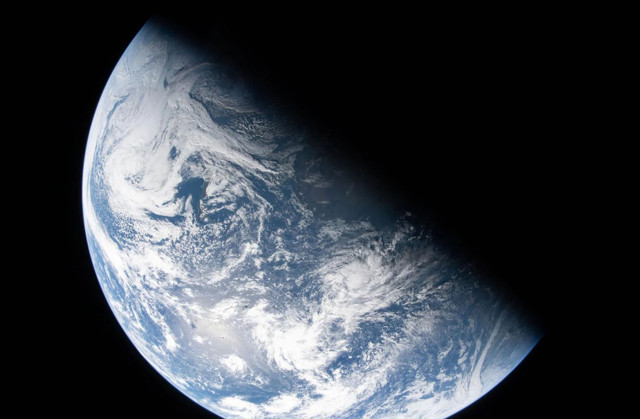 Uzayın derinliklerinden Dünya'ya bakış: Artemis 2’den ilk kareler geldi