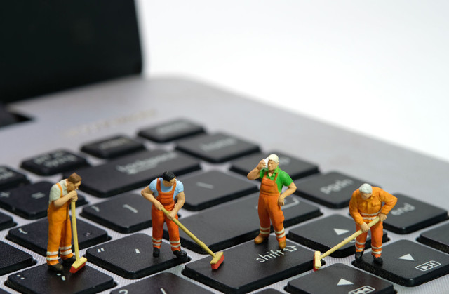 Elinizin altındaki tehlike: Klavyenizi ne sıklıkta temizliyorsunuz?