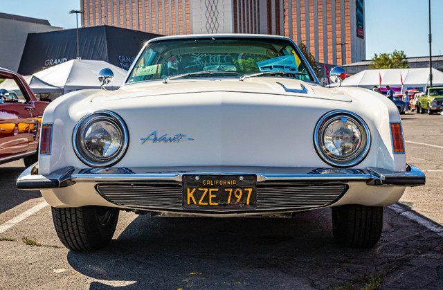 Otomotiv devlerini batıran 5 otomobil modeli