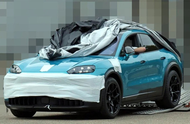 1.139 beygir yetmedi: Porsche'nin yeni Cayenne prototipi görüntülendi