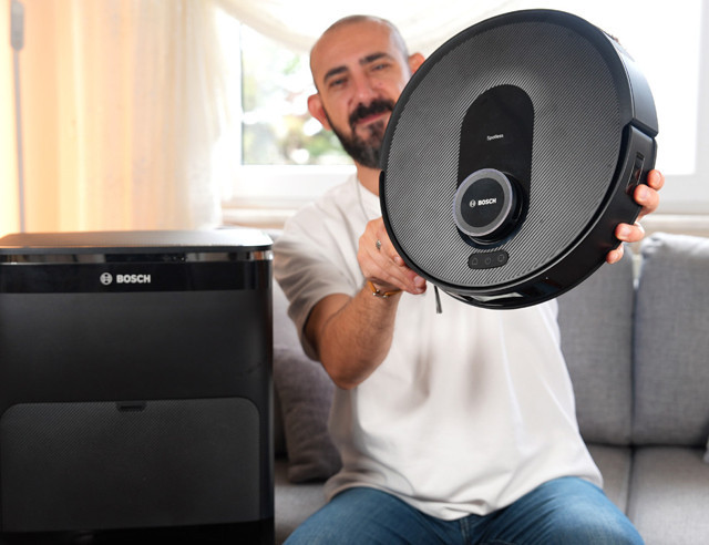 Evi kendi kendine temizleyen robot süpürge: Bosch Spotless Max Cam inceleme