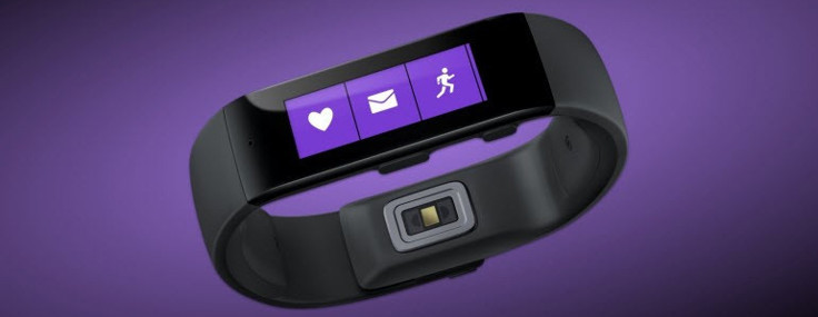 Bileğinizdeki Golf yardımcısı ve rehberi...