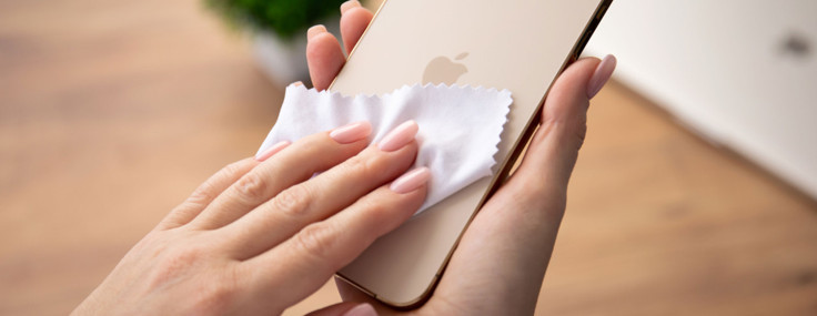 Cep telefonu nasıl temizlenir? Dikkat etmeniz gereken tüm detaylar...