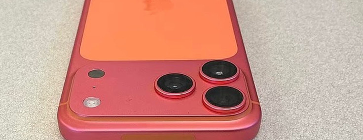 "Turuncu aldım, pembe oldu": iPhone 17 Pro'da renk değişimi krizi