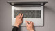 Bazı bilgisayarlarda touchpad neden ortada değil?