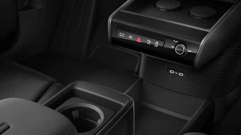 Audi eski bir ismi elektrikli olarak geri getirdi: İşte yeni A2 e-tron - Resim: 4