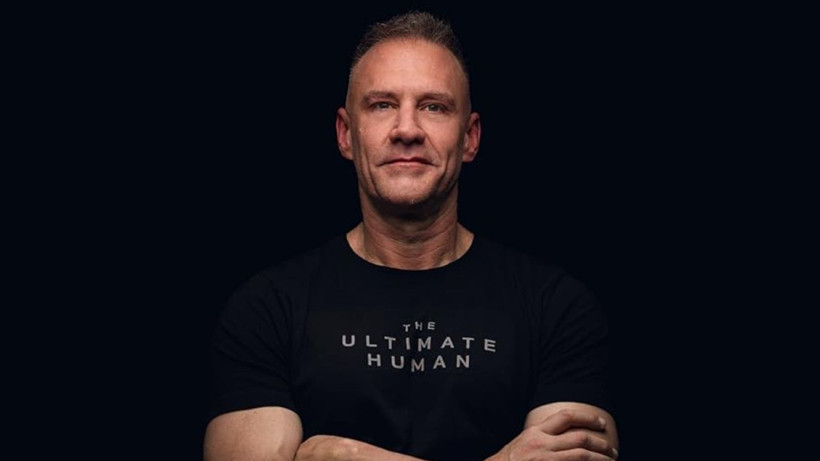 55 yaşında ama vücudunun 20 yaşında olduğunu söylüyor: 7 sırrını anlattı - Resim: 1