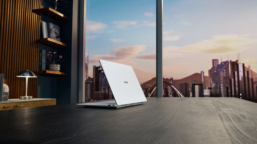 1 kilogramın altında laptop: ASUS ExpertBook Ultra tanıtıldı - Resim: 3