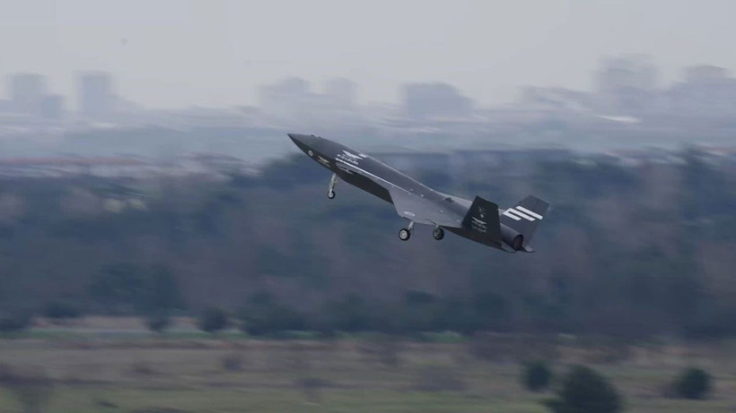 Milli insansız savaş uçağından heyecanlandıran haber: Kızılelma için geri sayım hızlandı - Resim: 2