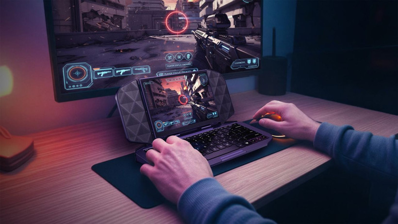 Acer, 7 inçlik yeni el konsolu Predator Atlas 7'yi tanıttı - Resim: 2