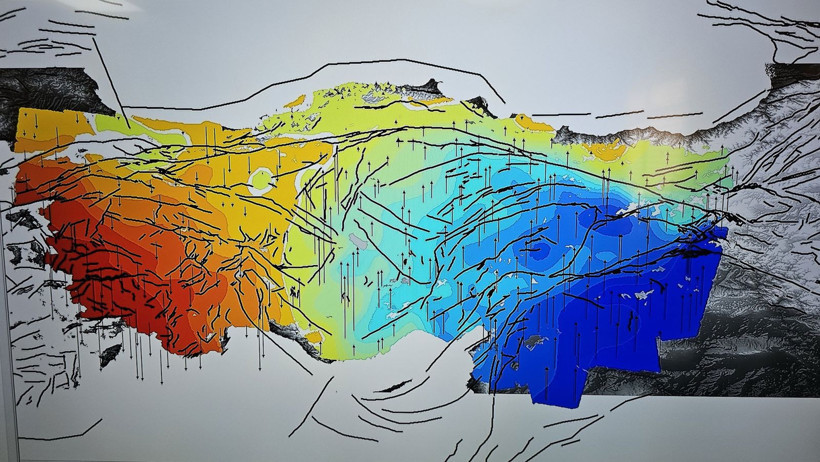 Korkutan keşif: Anadolu ortadan ikiye mi ayrılacak? - Resim: 1