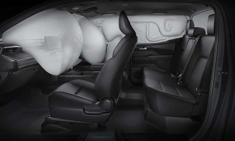 Toyota Hilux'ın yeni versiyonu 5 dakikada dolacak: 400 km menzil - Resim: 1