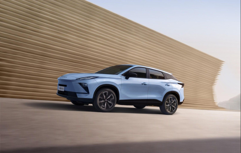 OMODA 5 NEXT Paris’e çıktı: Hibrit motorun yanında neler sunuyor? - Resim: 3