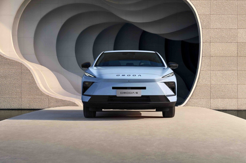 OMODA 5 NEXT Paris’e çıktı: Hibrit motorun yanında neler sunuyor? - Resim: 1