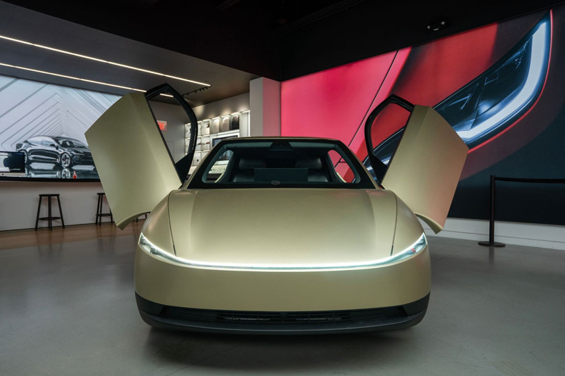 Tesla'da marka krizi: Cybercab adını kullanmak kabusa dönüştü - Resim: 1