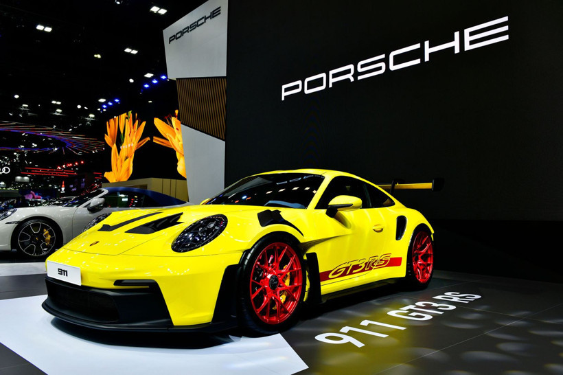 Sıfır diye satılan lüks spor otomobilde şoke eden gerçek - Resim: 3