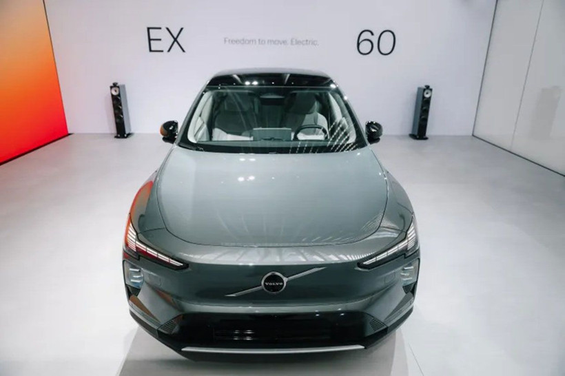 Volvo’dan Tesla FSD'ye rakip olacak yapay zeka destekli sürüş teknolojisi - Resim: 1